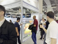 Teknologi terbaru-LED Fleksibel layar transparan